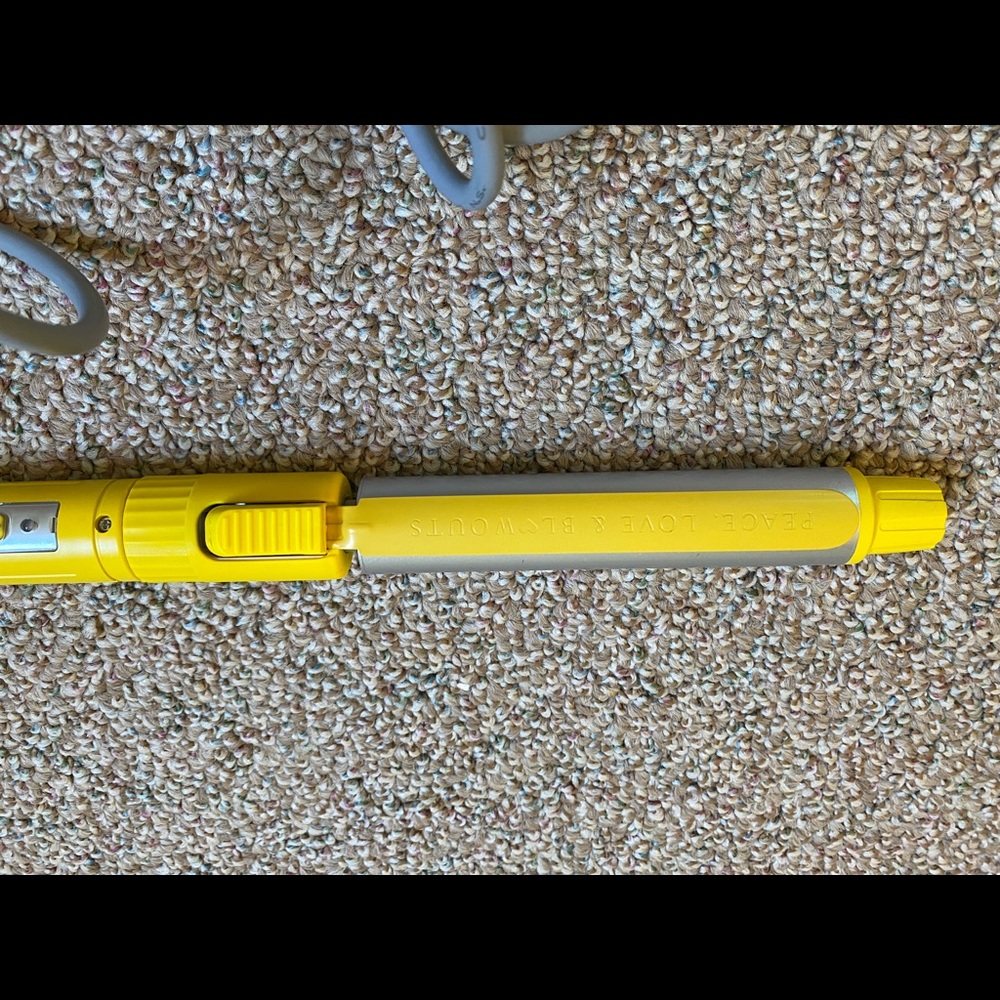 Drybar 3 day bender curling iron